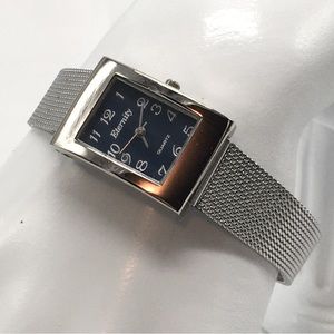 Eternity Women’s Silver Watch Woth Mesh Band, Working, New Battery